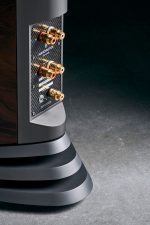 Audiovector R8 Arreté
